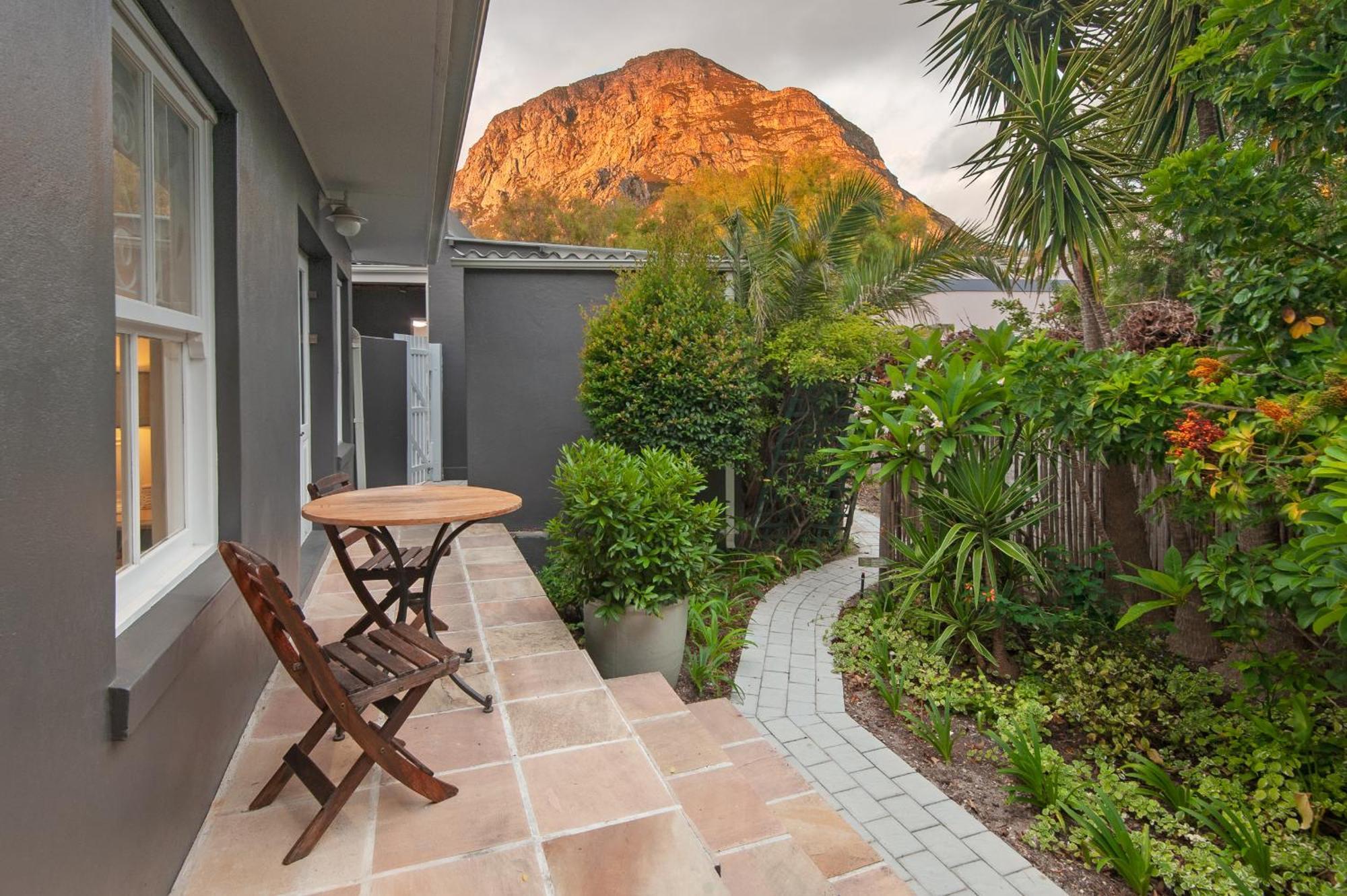 Villa Blu Guesthouse Hermanus Dış mekan fotoğraf