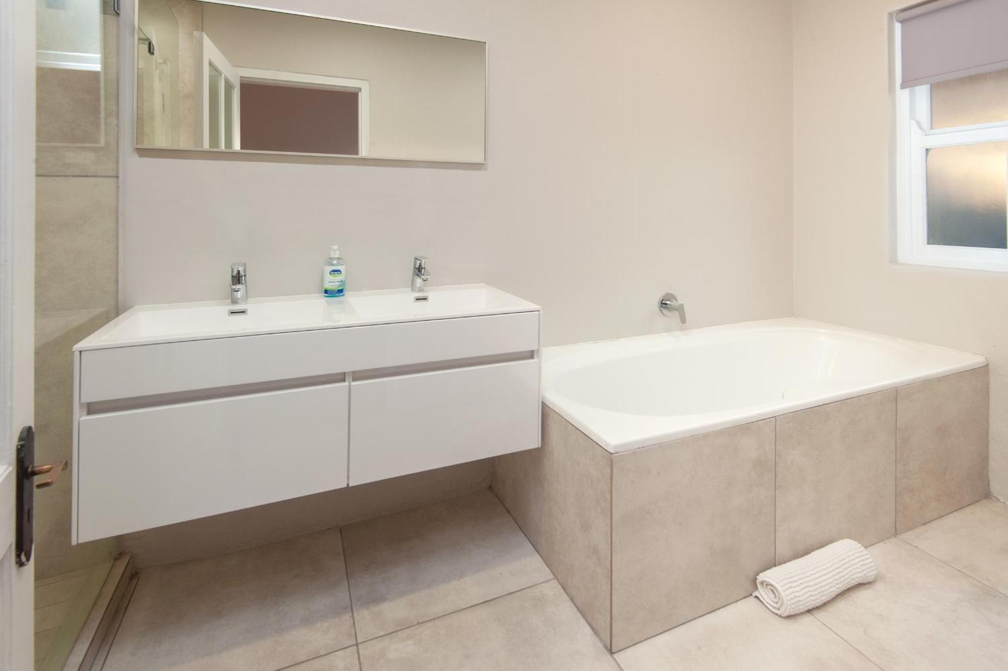 Villa Blu Guesthouse Hermanus Dış mekan fotoğraf